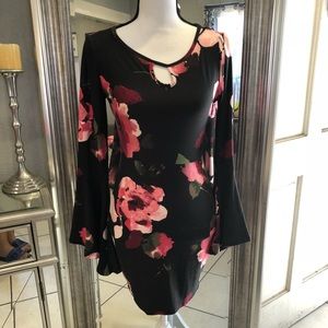 New ! Floral Flare Arm Dress